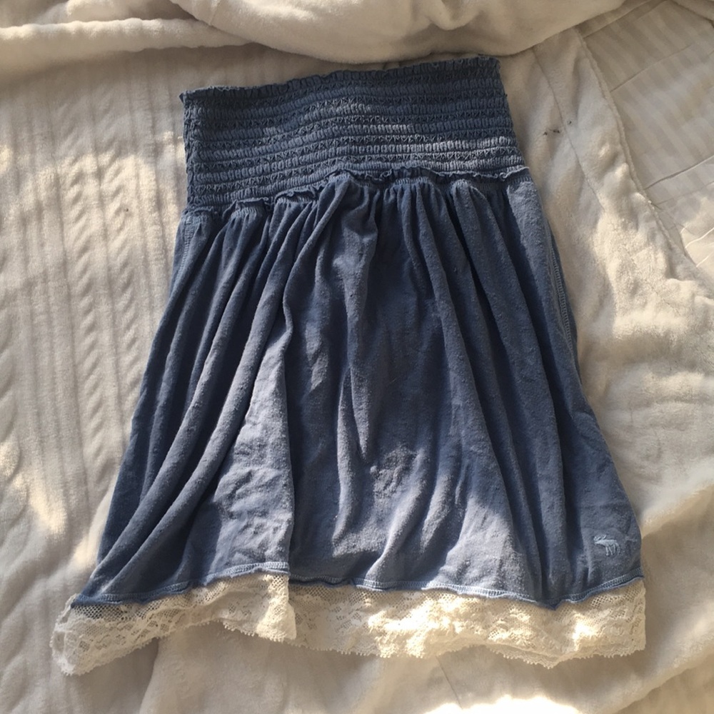 Strapless top